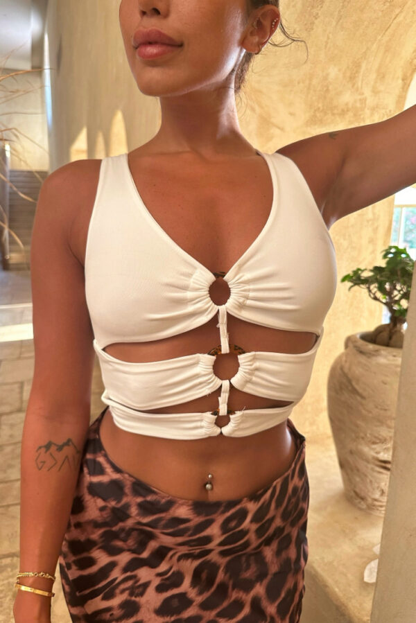 Cut Out Ring Top - Image 9
