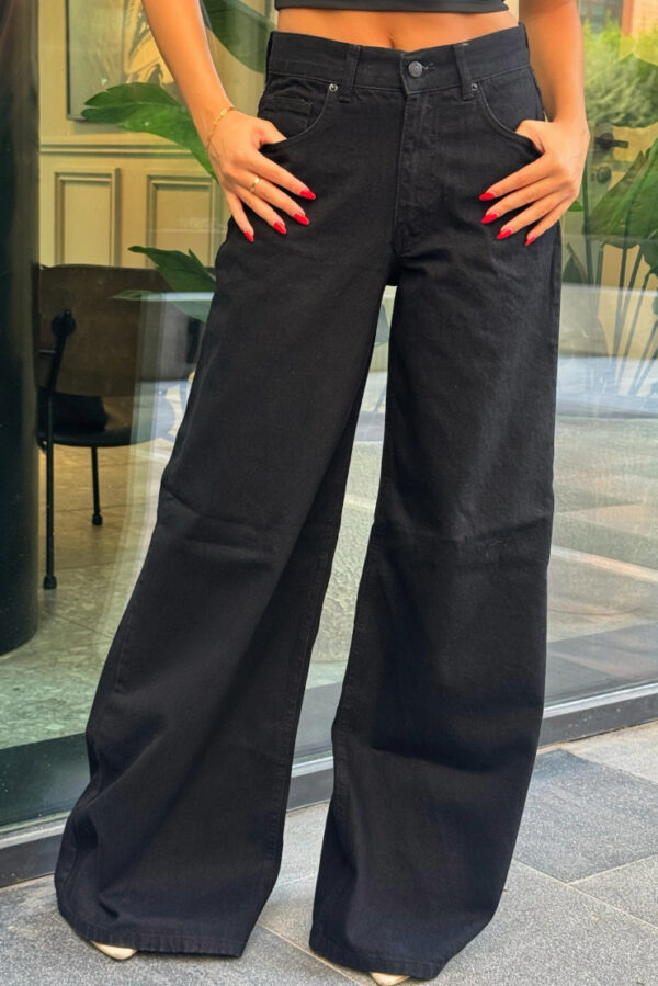 Jessie Jeans - Image 2